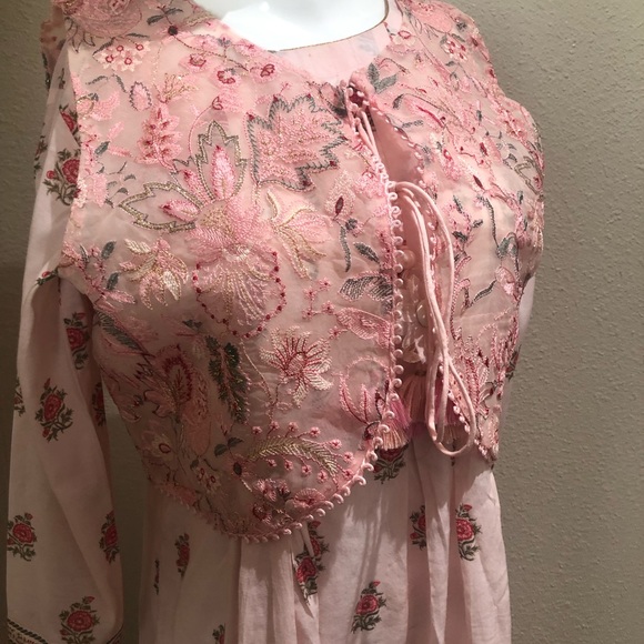 Pakistani branded dress - Picture 7 of 15